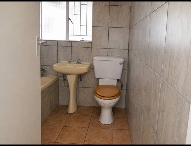 3 BEDROOM HOUSE FOR SALE IN VANDERBIJLPARK CW 6